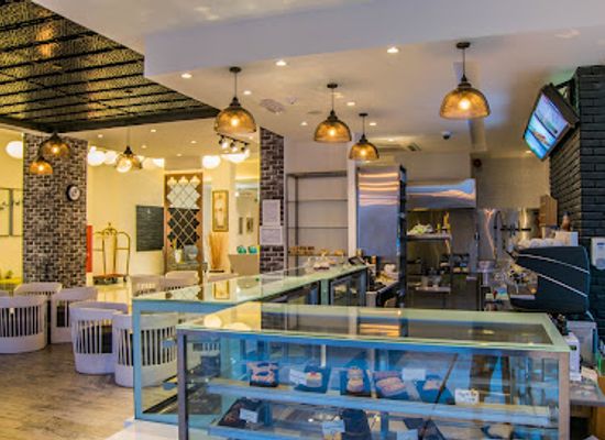 oman/ash-sharqiyah-south-governorate/restaurant/zaki-restaurant