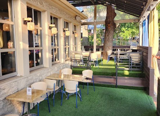 tennessee/nashville-basin/restaurant/bungalow-10-dining