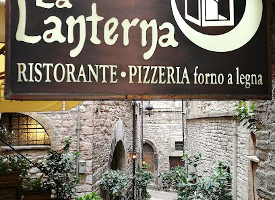 italy/assisi/restaurant/la-lanterna-ristorante-pizzeria