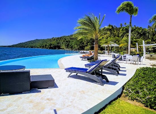 dominican-republic/samana/restaurant/cafe-del-mar