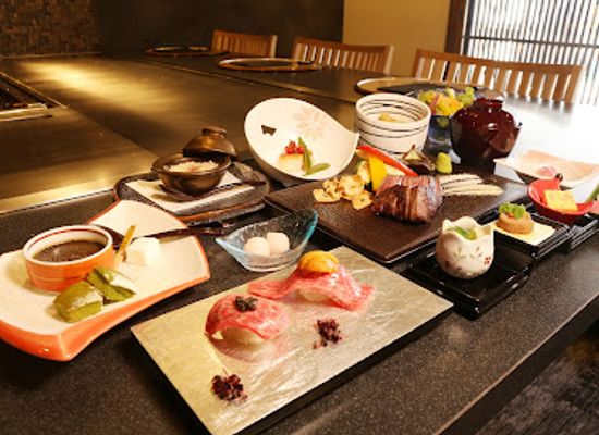 japan/kyoto/gion/restaurant/premium-pound-gion