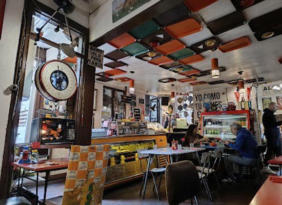 chile/metropolitan-region-of-santiago/restaurant/hasta-que-te-encontre-lugar-para-comer-restaurant