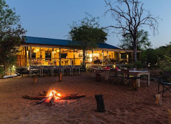 botswana/chobe-national-park/restaurant/chobe-elephant-camp