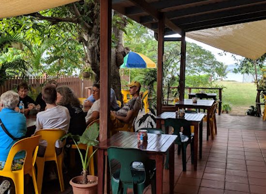 vanuatu/luganville/restaurant/natangora-cafe
