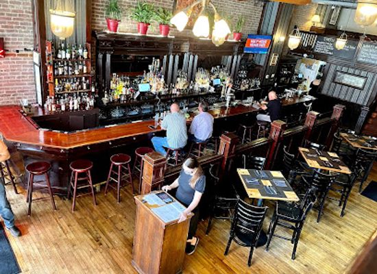 maryland/cunningham-falls-state-park/restaurant/firestone-s-culinary-tavern