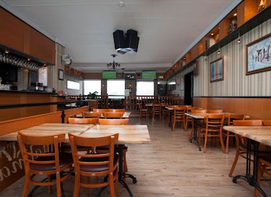 iceland/kopavogur/restaurant/catalina-veitingastaour-kaffihus-og-sportsbar