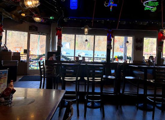 tennessee/gatlinburg/restaurant/crawdaddy-s-restaurant-oyster-bar