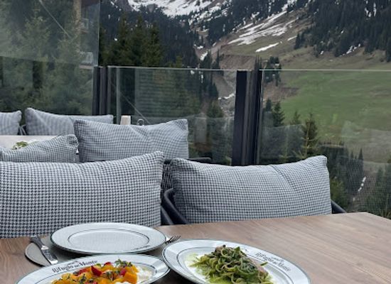 kazakhstan/altai-mountains/restaurant/rifugio-del-monte