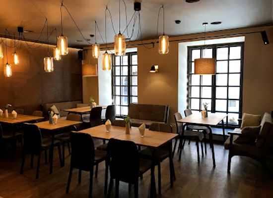 lithuania/vilnius/restaurant/cozy