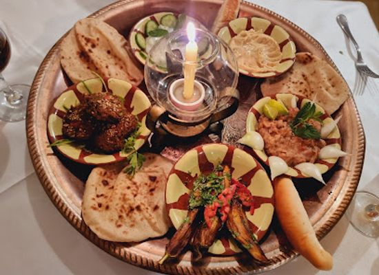 egypt/western-desert/restaurant/snobs-restaurant