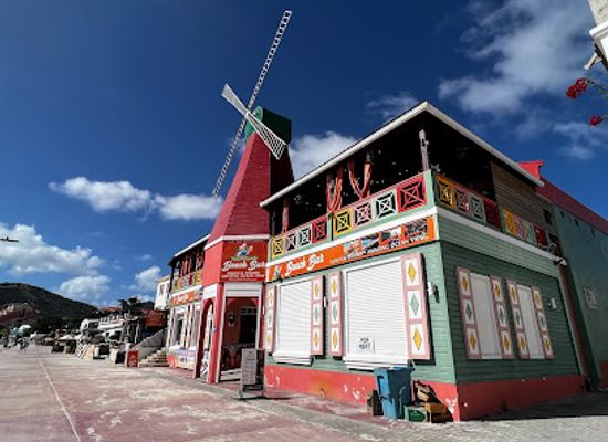 sint-maarten/fort-amsterdam/restaurant/dutch-blonde-beach-bar-restaurant