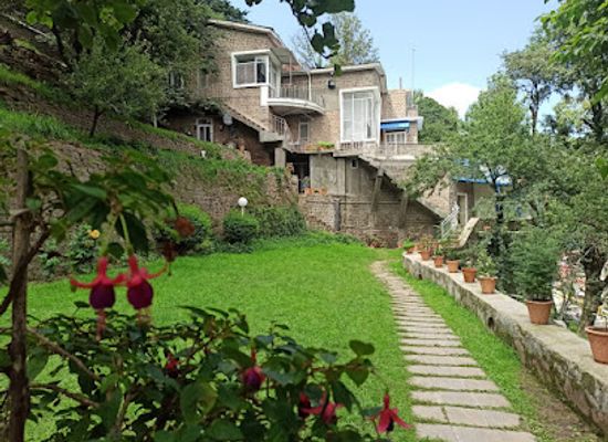 turkmenistan/mary/restaurant/lokal-x-murree-kashmir-point