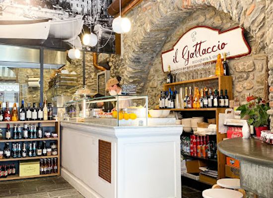 italy/cinque-terre/restaurant/il-gattaccio-acciugheria-street-food