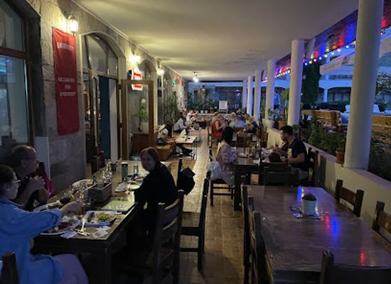 bulgaria/sunny-beach/restaurant/father-ted-s-sports-bar-grill-sunny-beach