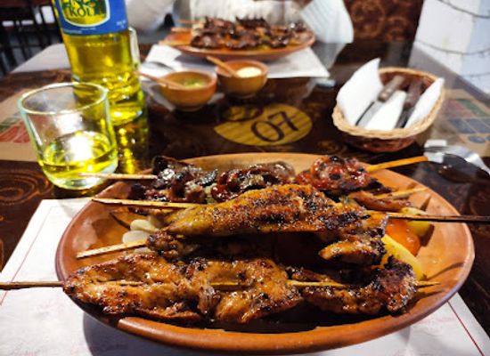 peru/cajamarca/restaurant/cajamarquchos