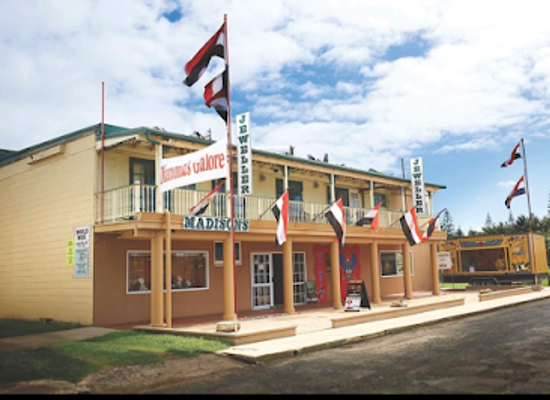 norfolk-island/mount-pitt/restaurant/the-tin-sheds