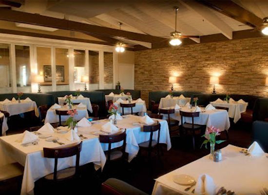 california/san-joaquin-valley/restaurant/brass-door