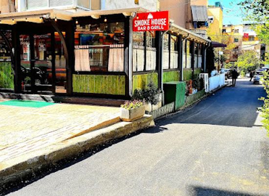 albania/tirana-plain/restaurant/smoke-house-bar-grill