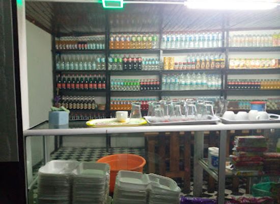 madagascar/andasibe/restaurant/hotely-musulman-ismael