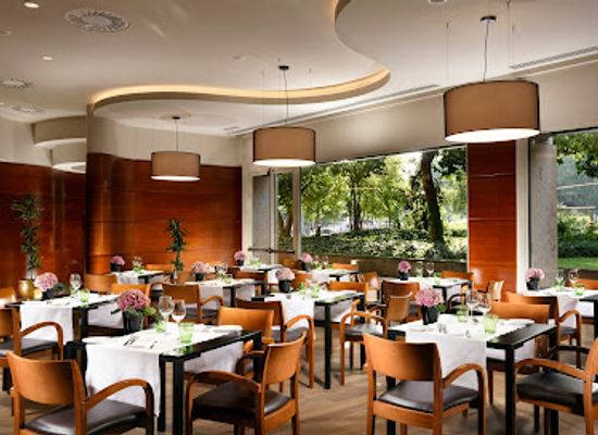 italy/milan/restaurant/ristorante-cusani