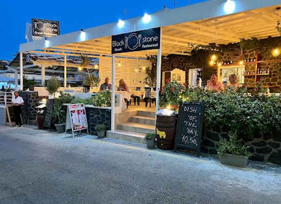 greece/santorini/kamari/restaurant/black-stone
