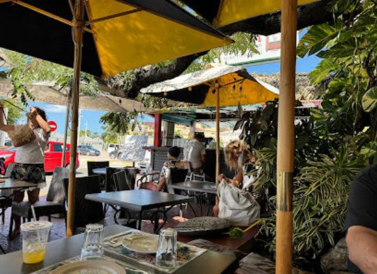 sint-maarten/cul-de-sac/restaurant/l-arhawak