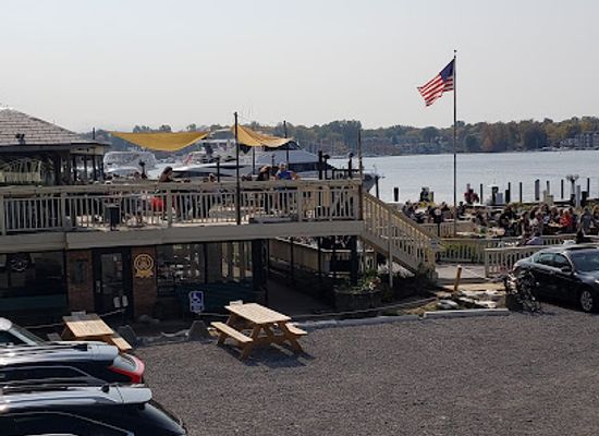 michigan/saugatuck/restaurant/the-annex-bar-coffee-shop