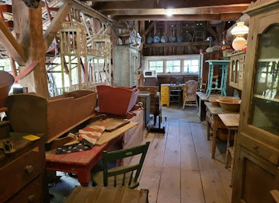 indiana/yellowwood-state-forest/restaurant/farm-house-cafe-tea-room