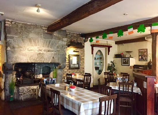 ireland/county-galway/restaurant/finnegans
