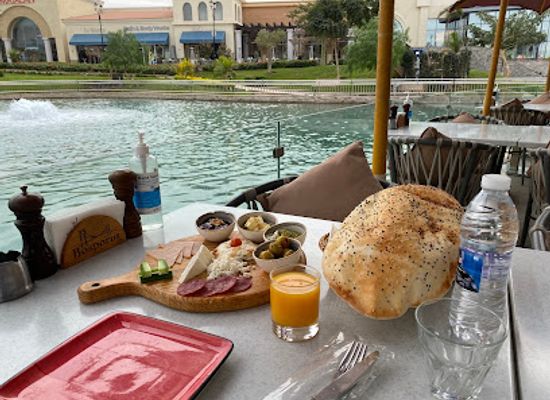 egypt/eastern-desert/restaurant/bosporus-open-air-mall-madinaty