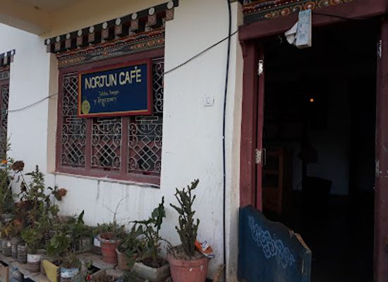 bhutan/trongsa/restaurant/norjun-restaurant
