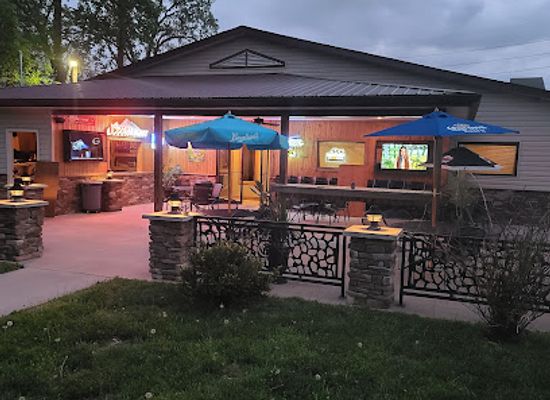 missouri/hannibal/restaurant/sticks-n-stones-steak-tap