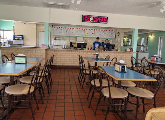 illinois/driftless-area/restaurant/shivers-inc
