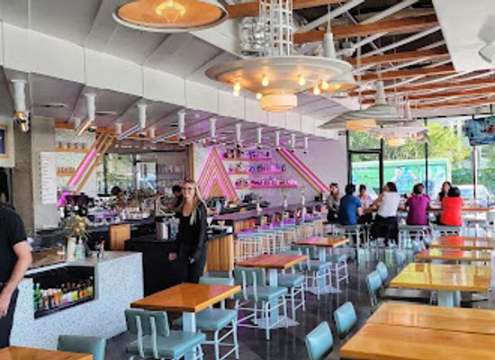 california/south-coast/restaurant/outpost-kitchen-at-south-coast
