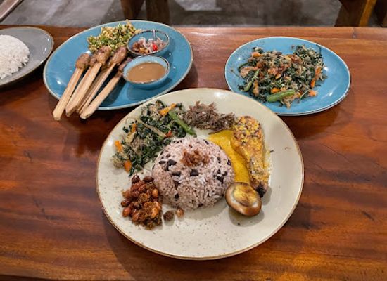 indonesia/east-nusa-tenggara/restaurant/senja-eatery