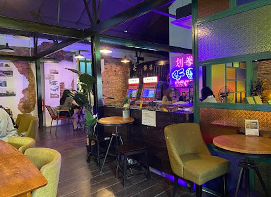malaysia/johor-bahru/johor-bahru-city-centre/restaurant/merah-kitchen-bar
