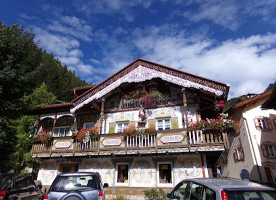 italy/val-di-fassa/restaurant/osteria-la-montanara