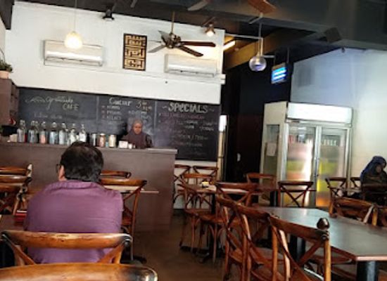 brunei/brunei-muara-district/restaurant/gratitude-cafe