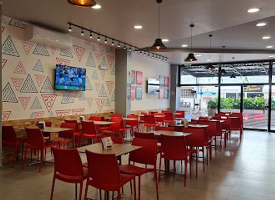 colombia/sierra-nevada-de-santa-marta/restaurant/domino-s-pizza-rodadero