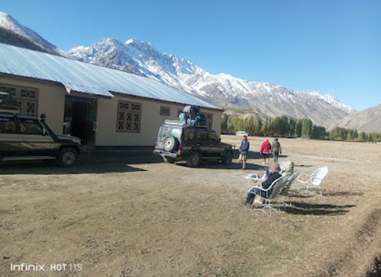 pakistan/phandar-valley/restaurant/the-peninsula-phander-hotel-and-restaurant
