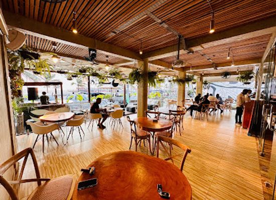 angola/bie-plateau/restaurant/the-test-grill-restaurante-bar
