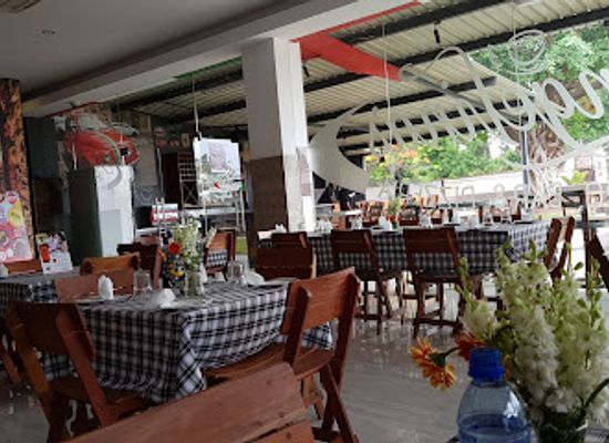 zambia/ndola/restaurant/angelina-s-bistro-bar-pizzeria