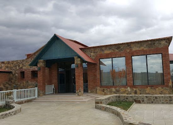 georgia/gori/restaurant/chateau-uplistsikhe