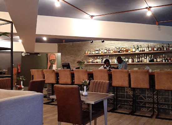 kenya/central-highlands/restaurant/the-collective-restaurant-and-art-gallery