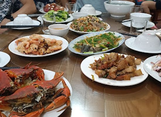 vietnam/ha-long-bay/restaurant/nha-hang-linh-dan-halong