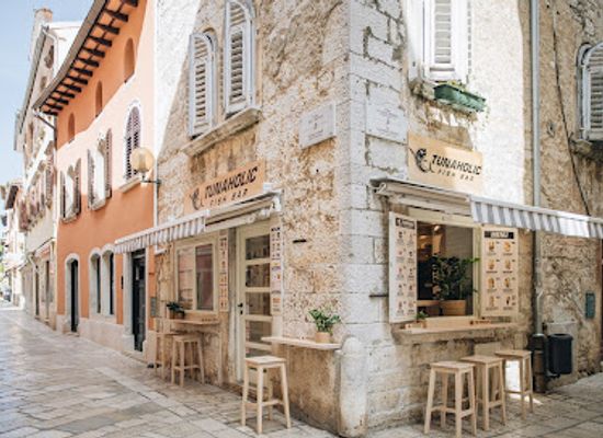 croatia/porec/restaurant/tunaholic-fish-bar