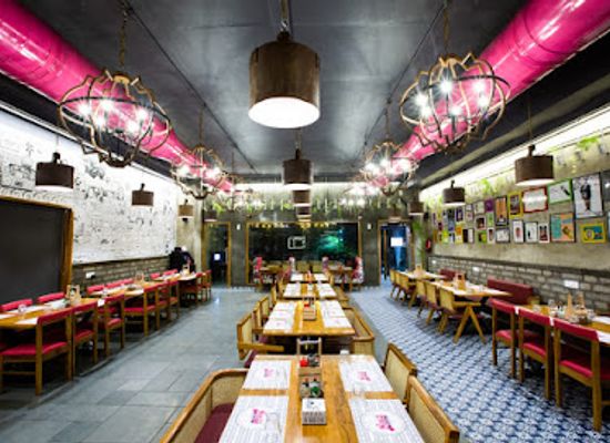 india/gujarat/restaurant/nini-s-kitchen