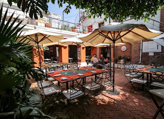nepal/kathmandu/restaurant/chez-caroline