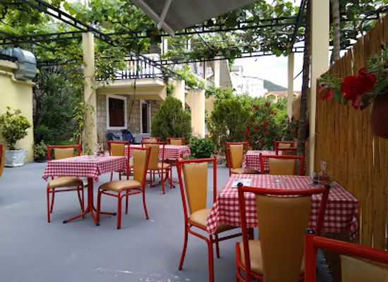 montenegro/budva/restaurant/kafana-stella-budva