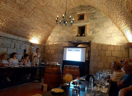 gibraltar/europa-point/restaurant/vinopolis-gastrobar